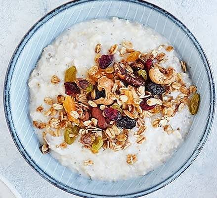 Fruit & Nut Granola - Dev Tandoor Industries